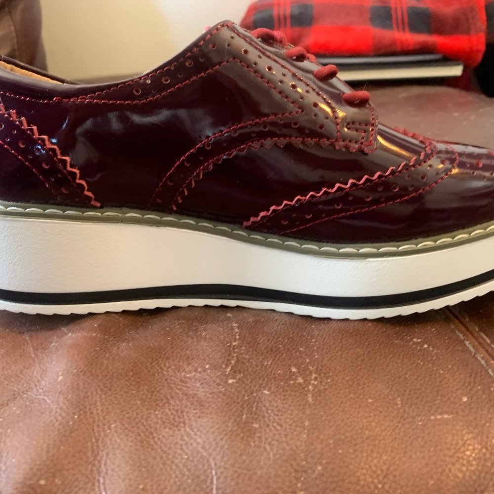 KEWL SHOOZ